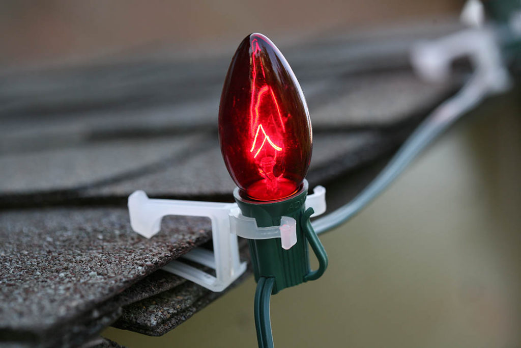 How to Hang Christmas Lights without Damaging Your Roof